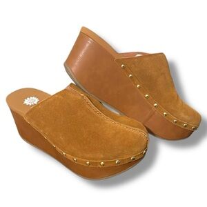 Women's Tan Wedge Clogs